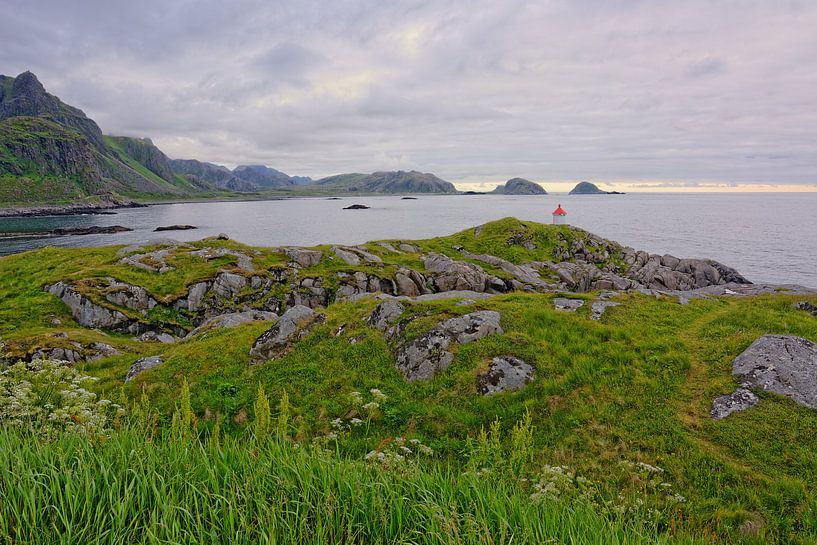 Ein Sommerabend in Hovden - am Meer in Norwegen von Gisela Scheffbuch