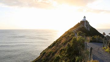 Silhouette van Nugget Point Lighthouse - Nieuw Zeeland van Be More Outdoor