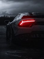 Lamborghini Huracan: Red Glow