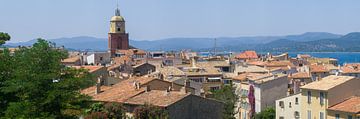 Panorama met Saint-Tropez. van Ralph Rozema