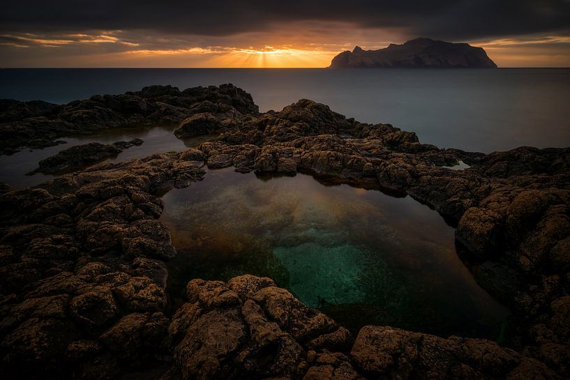 Gasadalur harbour sunset von Wojciech Kruczynski