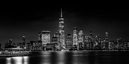 NYC Magical Monochrome Nightscape – Panorama by Melanie Viola