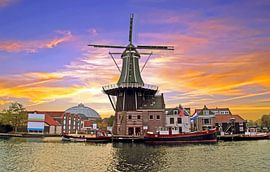 Mittelalterliche Windmühle Adriaan in Haarlem Niederlande bei Sonnenuntergang von Eye on You
