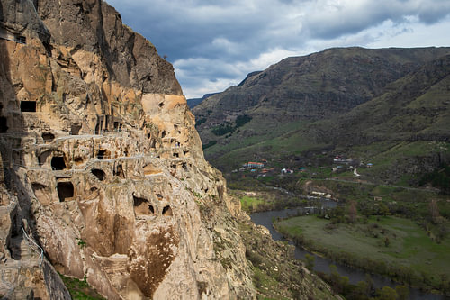 Vardzia, Georgien – Das Höhlenkloster im Kaukasus