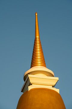 tempel op de top van een berg