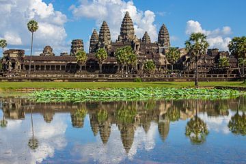 Angkor Wat Tempel - Spiegelung im Wassergraben von Sofie Bogaert