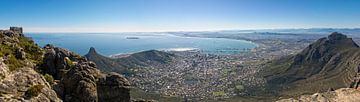 Cape Town from Table Mountain by Eric van den Berg