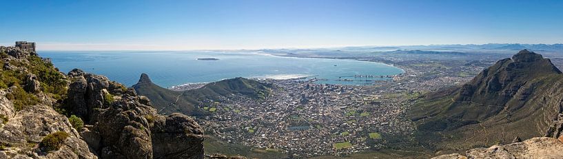 Kapstadt vom Tafelberg aus von Eric van den Berg