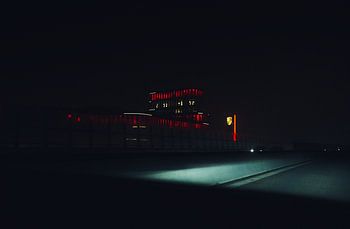 Porsche Centre Berlin by night