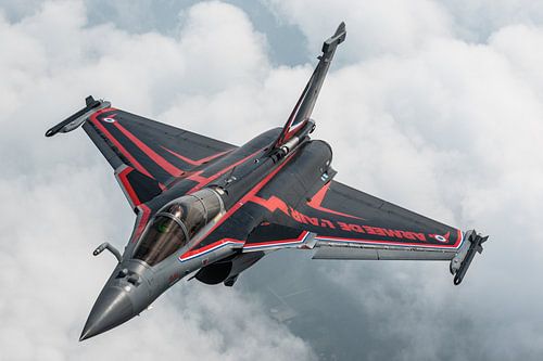 Die schöne Rafale des Rafale Solo Display Teams für das Jahr 2018 der französischen Luftwaffe.