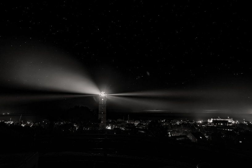 Brandaris Terschelling la nuit noir et blanc par Carina || PhotographyLikeC