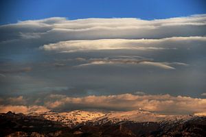 Level Clouds van Cornelis (Cees) Cornelissen