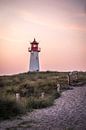 Avondstemming bij de vuurtoren List-West op het Ellenbogen schiereiland, Sylt van Christian Müringer thumbnail