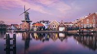 Die Adriaan-Mühle in Haarlem bei Sonnenuntergang