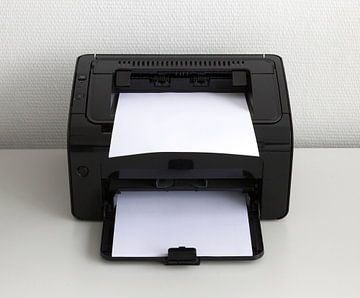 Compact laser home printer van Micha Klootwijk
