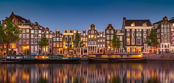 Amsterdam canals by Remco Piet