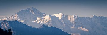 Panorama en zonsopkomst in Emmental, Zwitserland van Henk Meijer Photography