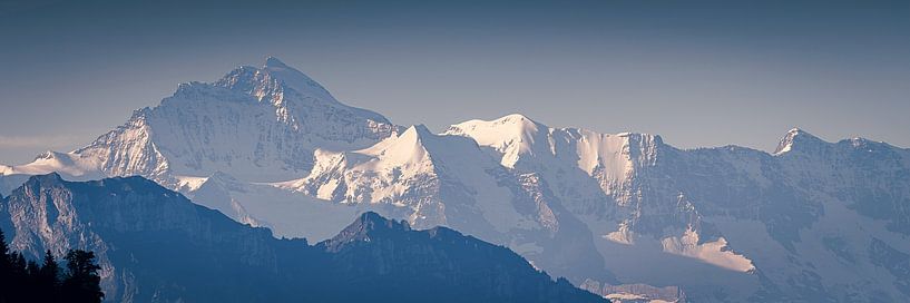 Panorama en zonsopkomst in Emmental, Zwitserland van Henk Meijer Photography