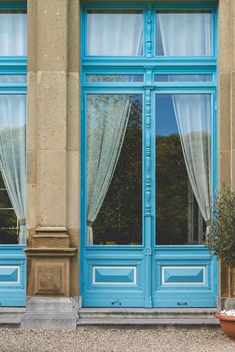 Blue Door / Castle in The Netherlands