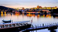 Praag in de schemering, Tsjechië.