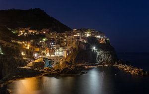 Cinque Terre nacht van Stanislav Pokhodilo