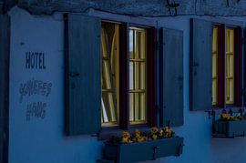 Hotel crooked house Ulm - Germany by Photoart-Naegele