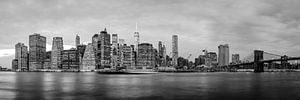 New York Skyline Panorama 2, schwarzweiss von Thomas van Houten