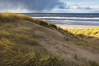 Regenwolken boven de Noordzee