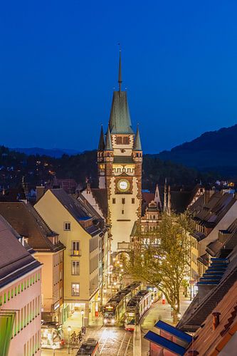 Martinstor à Fribourg-en-Brisgau le soir