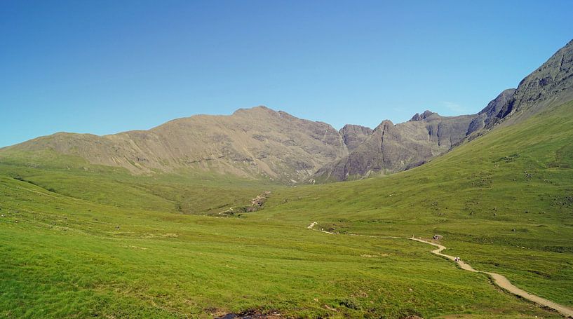 At the foot of the Black Cuillins near Glenbrittle are the Fairy Pools by Babetts Bildergalerie