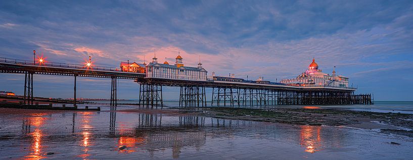 Eastbourne Pier, East Sussex, England. von Henk Meijer Photography