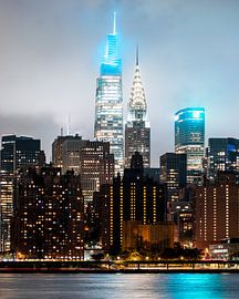 New York East Side skyline bij nacht van Sascha Kilmer