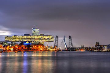 Les Ponts de Rotterdam Pendant la Nuit sur Frans Blok