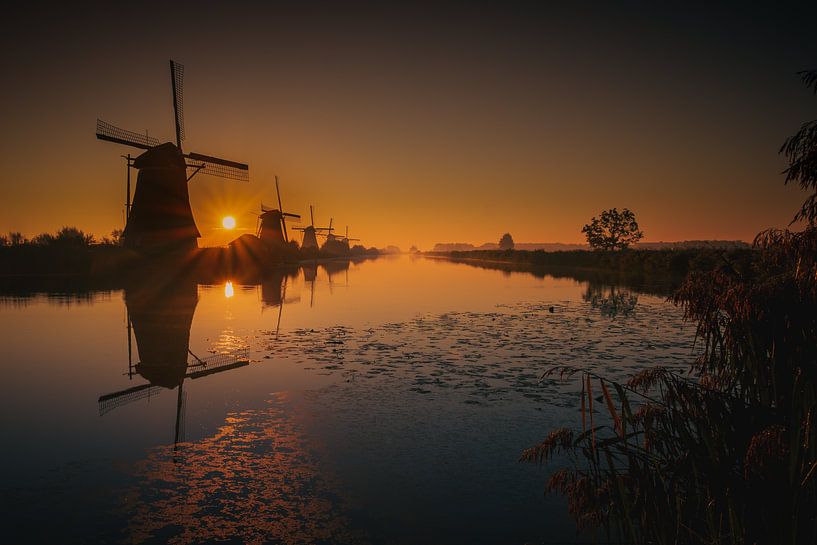 Sunrise Kinderdijk by Gerard Stasse Fotografie