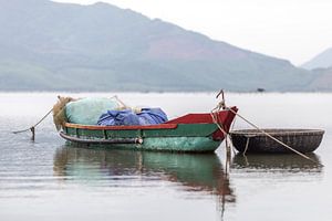 Fischerboot, Vietnam von Rick Van der Poorten