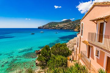 Middellandse Zee eiland Mallorca, prachtige baai van Camp de Mar van Alex Winter
