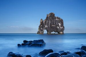 Hvítserkur-Felsen im isländischen Meer