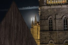 Gent bei Mond von Leticia Spruyt