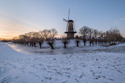 Molen Prins van Oranje in de winter