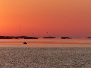 Zonsondergang Helgeland Noorwegen van Mirakels Kiekje