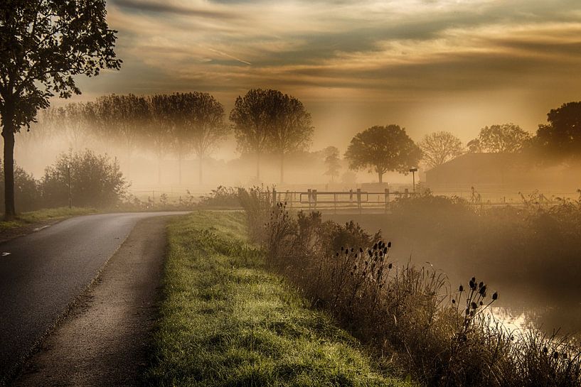 an atmospheric picture of this beautiful morning by Karlo Bolder