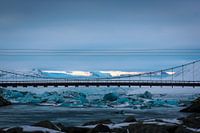 Bridge over ice - Jökulsárlón, Iceland