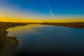 Sonnenuntergang am Möhnesee-Stausee von Hans Boutkan