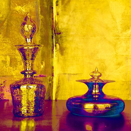 Contrasten in neon kleuren. Stilleven.