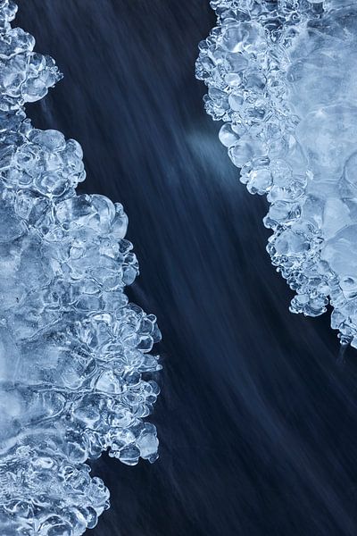 Eisiger Fluss von Denis Marold