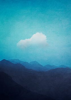 Wolk over Alpen in de ochtendnevel