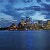 Sydney Skyline by night van Diederik De Reuse