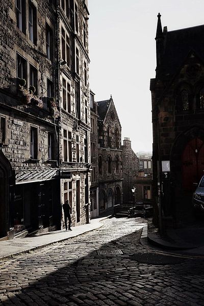 De straten van Edinburgh by Lisa McCague