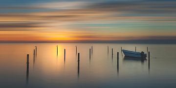 Zonsondergang IJsselmeer. 