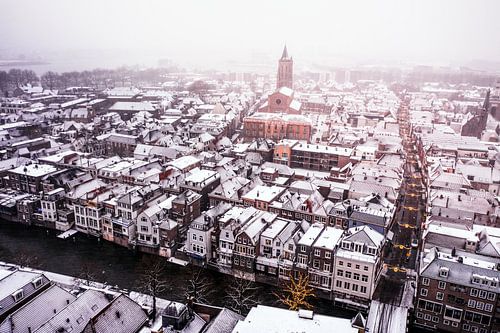 Winters Gorinchem van bovenaf.